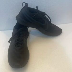 Nike zoom running athletic shoes black lightweight sneakers walking women size 8